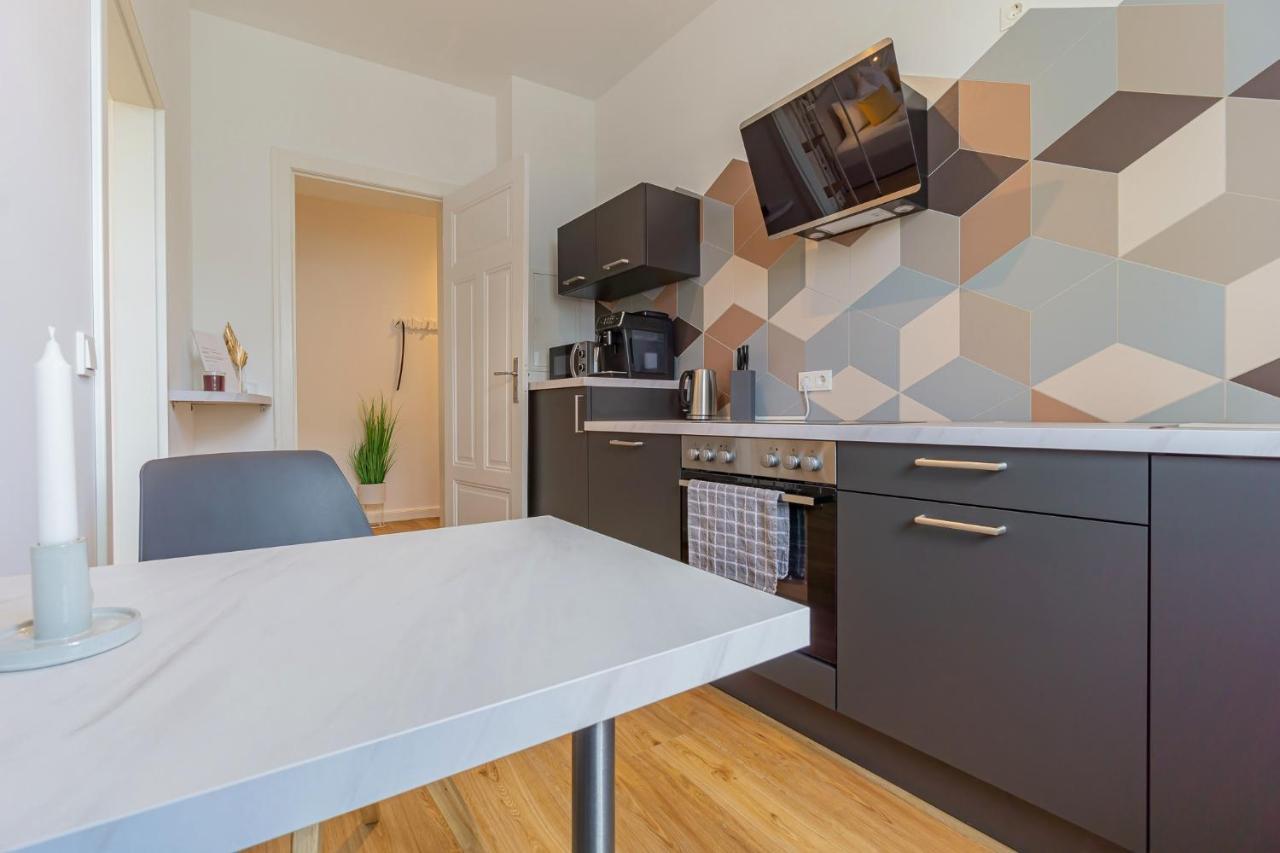 Modernes Apartment - Zentral, Ruhig, Wlan, Netflix, Kueche, Schreibtisch, Parkplatz, Waschtrockner 科特布斯 外观 照片